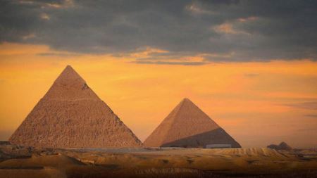 惊扰了法老的安宁？在埃及金字塔里出来的科学家们为什么都会死