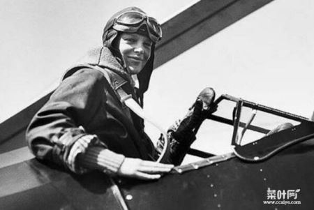 美国女飞行员阿梅莉亚·埃尔哈特（Amelia Earhart）失踪谜团