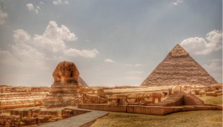 胡夫埃及金字塔是古埃及中所有埃及金字塔中最大的一座