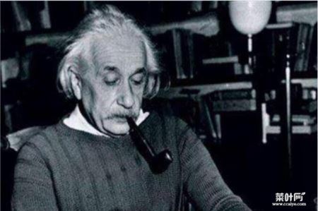 爱因斯坦对鬼的解释，能量守恒定律成鬼存在的依据的详情介绍