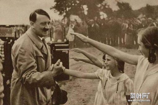 希特勒爱吃屎是真的吗 希特勒嗜粪症是真的吗