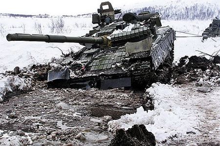 苏/俄-T80是世界上最矮的坦克吗?坦克设计那么矮有什么优势?