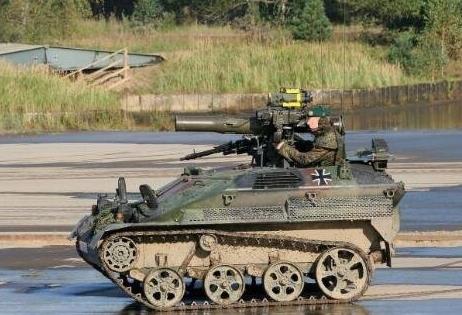 世界上最小的坦克，德国鼬鼠1战车才2.75吨