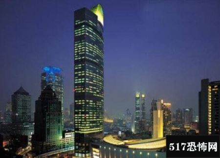 上海恒隆广场之香炉造型