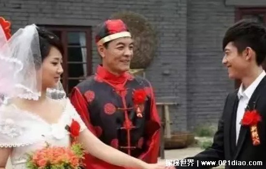 张一山杨紫正式宣布领证，惊现两人结婚照假的/其实是剧照