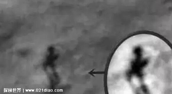 嫦娥二号拍到外星人已经证实，拍到模糊人影疑似外星人(假消息)