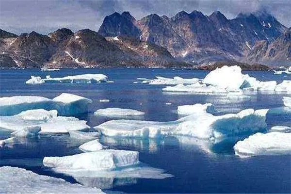 冰川融化的后果：海平面上升（居住地减少）