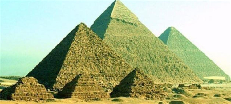 高考数学卷上的金字塔，背后究竟有什么秘密？聊聊其中的数学之谜