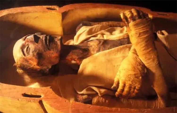 法老外貌被还原 埃及木乃伊揭开神秘面纱 专家 不会进行解剖