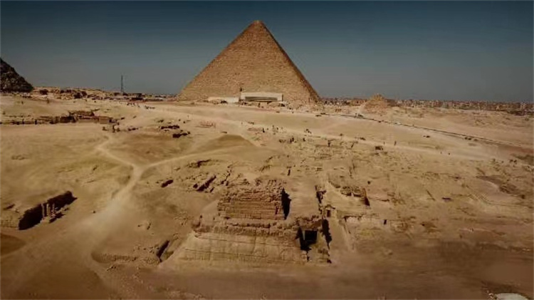 揭秘古埃及最大金字塔修建秘密 7000人建造20年即可