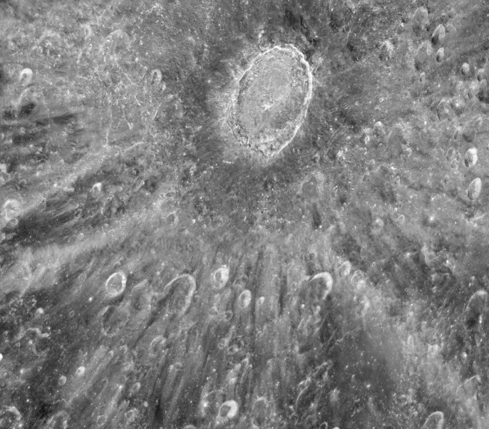 科学家在月球发现水分子 难道说月球有生命？（月球生命）