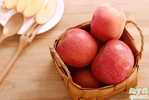 蒸苹果能促进排便吗 什么人禁吃煮熟的苹果2