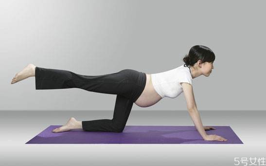 孕妇瑜伽有什么好处 孕妇瑜伽每天做多久