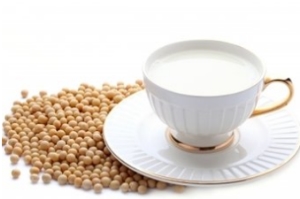 牛奶PK豆浆 哪个更加有营养？