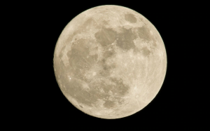 法国科学家们在新发现中揭示了月球内部情况