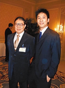 兄弟俩一步步成为香港上世纪的顶级富豪，赌王何鸿燊的权势也不及他