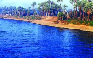什么被称为埃及的母亲河？埃及位于什么半球