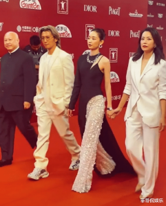 谢霆锋亮相上海国际电影红毯，增高鞋垫惹争议！真实身高引网友猜测