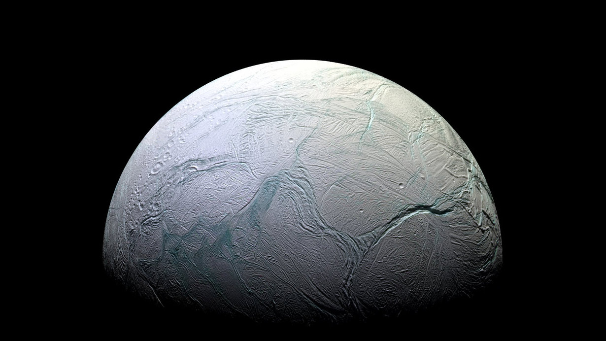 土星的卫星土卫二恩克拉多斯冰冷的海洋中拥有生命的所有要素，但是那里有生命吗？