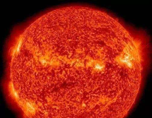 体积是太阳的50亿倍的恒星