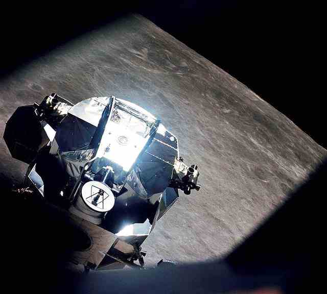 阿波罗10号丢失的登月舱疑似被天文学家找到