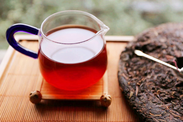 普洱茶是不是红茶 普洱茶是热性还是凉性的